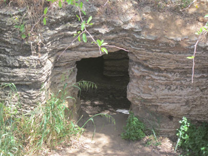 מערת קבורה שומרונית באתר מערות אפקה