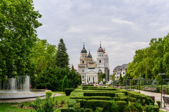 הקתדרלה של יאשי, הכנסייה האורתודוקסית הגדולה ברומניה | צילום: Brenik / Shutterstock.com