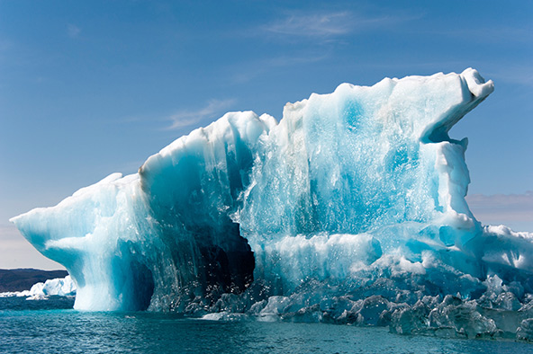 קרחונים צפים במפרץ דיסקו במערב גרינלנד